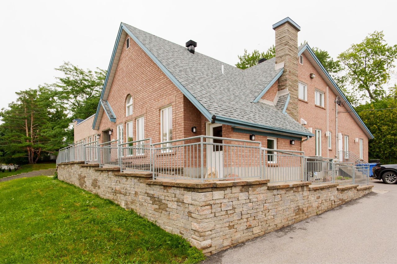Dentiste à Kirkland - Clinique dentaire HomeDental